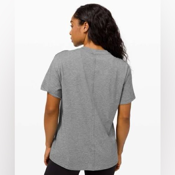 lululemon athletica Heather Gray Short Sleeve Crew Tee - Picture 2 of 6